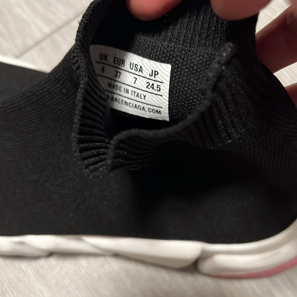 Mint condition balenciaga sneakers - Picture 4 of 5